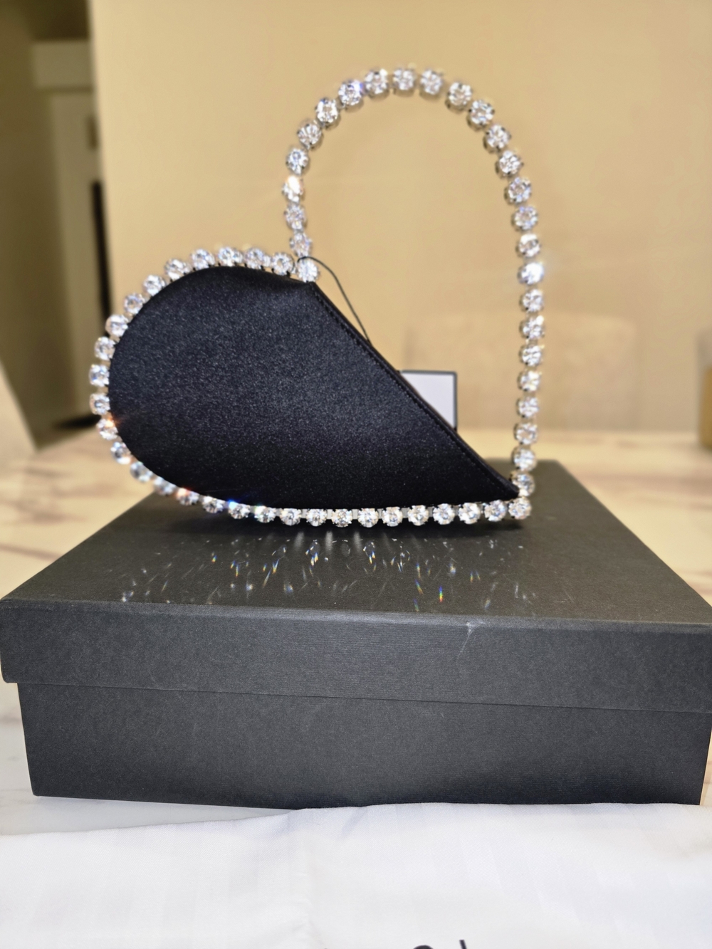 L'ALINGI Heart Rhinestone Handle Clutch - Black
